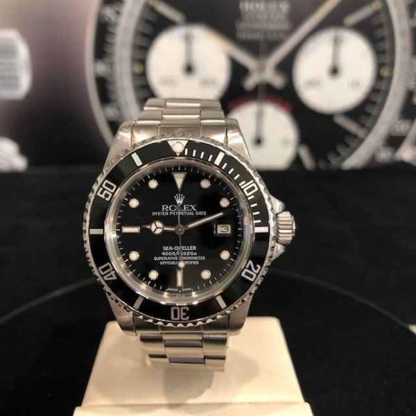 Rolex Sea-Dweller Ref 16660